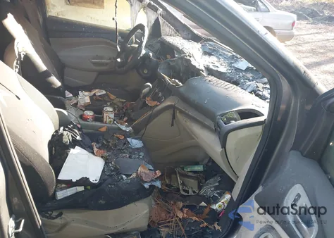 2013 Ford Escape Se z USA, uszkodzony, nr VIN 1FMCU0GX6DUA20140